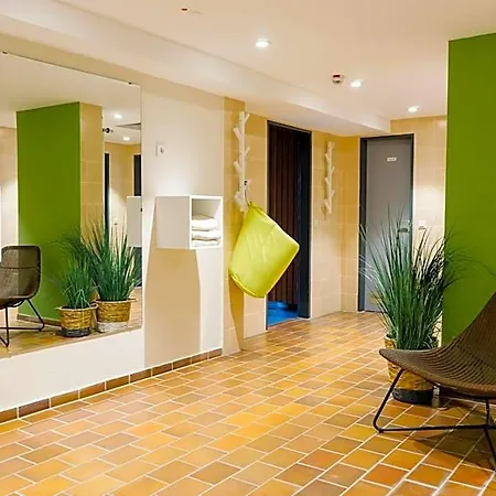 Kachelot Hotell 3*