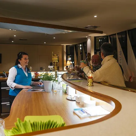 Kachelot מלון 3*