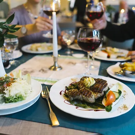 فندق Kachelot 3*